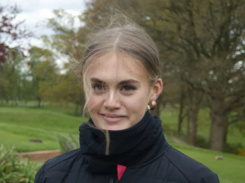 Esme battles back to set new county record