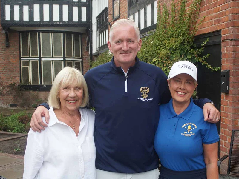 Sharon encourages women into golf at Chorlton