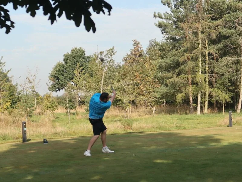 League title bid foiled by superb Yorkshire team