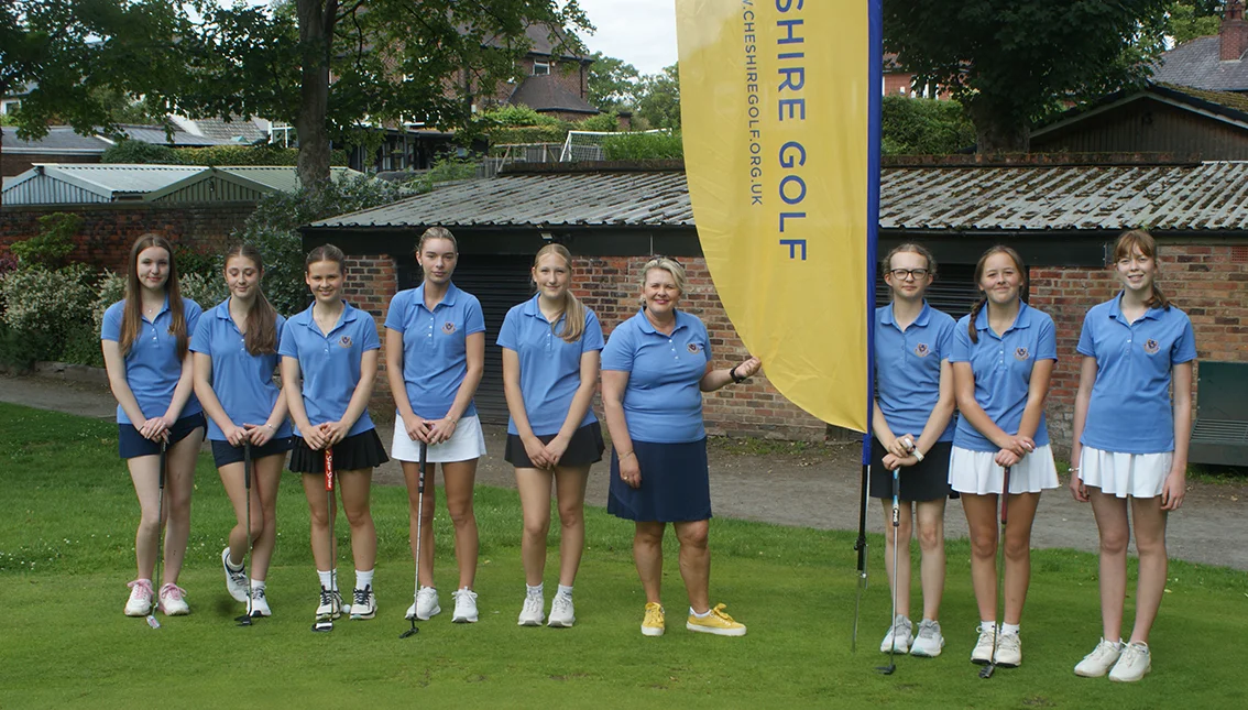 Girls Team enjoy match with Red Rose